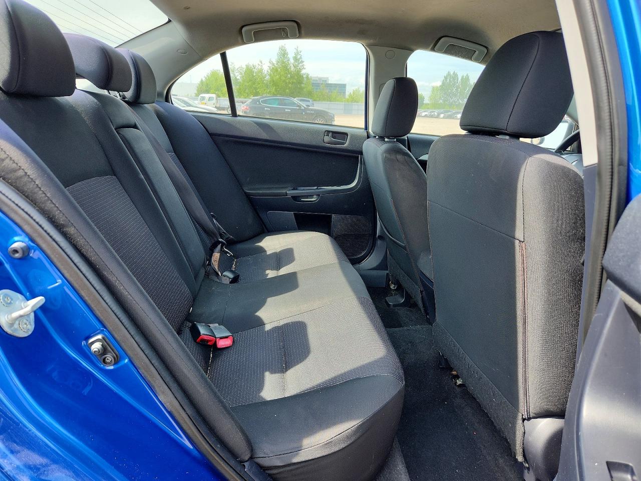 2010 MITSUBISHI LANCER