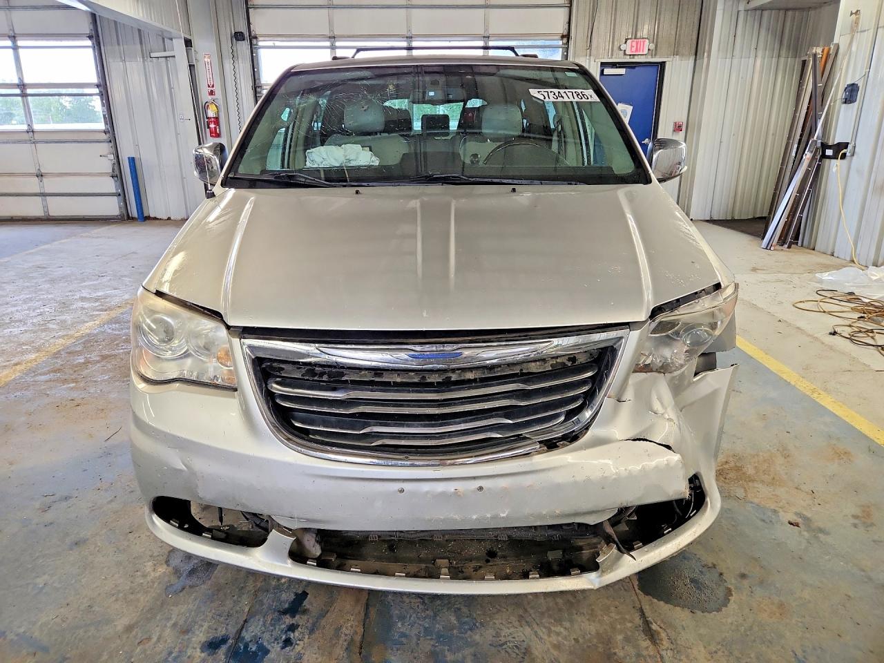 2012 CHRYSLER MINIVAN