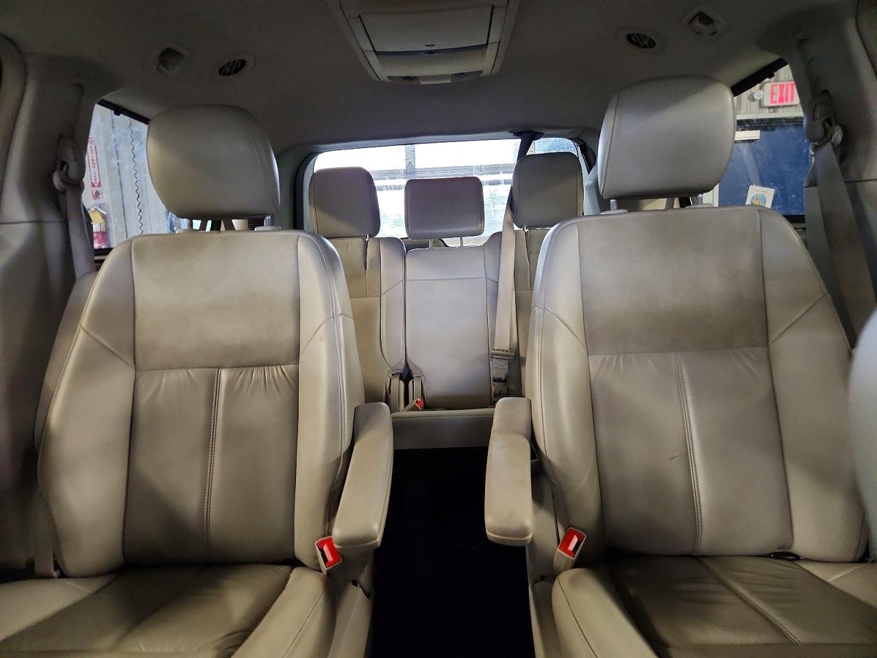 2012 CHRYSLER MINIVAN