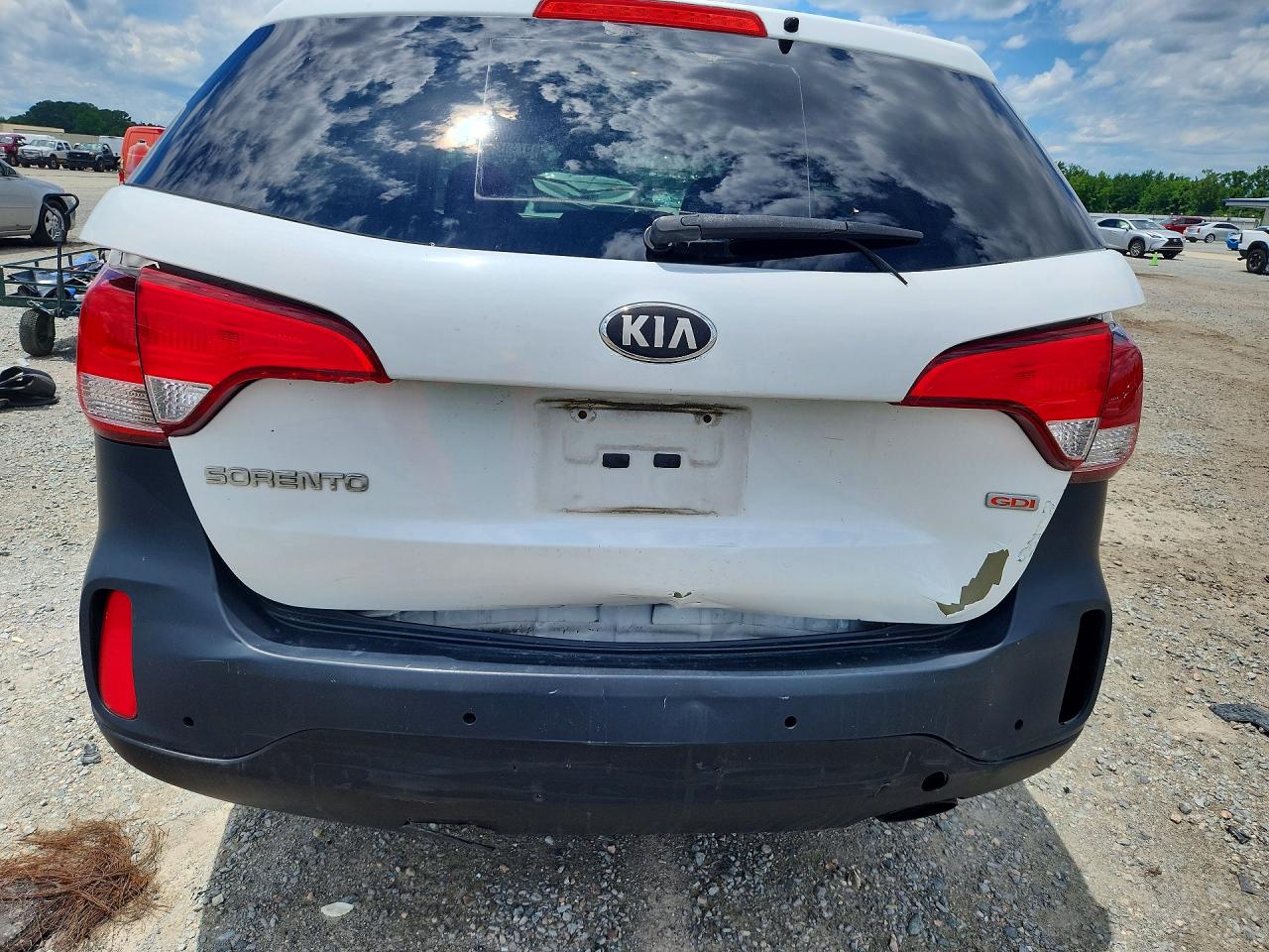 2015 KIA SORENTO