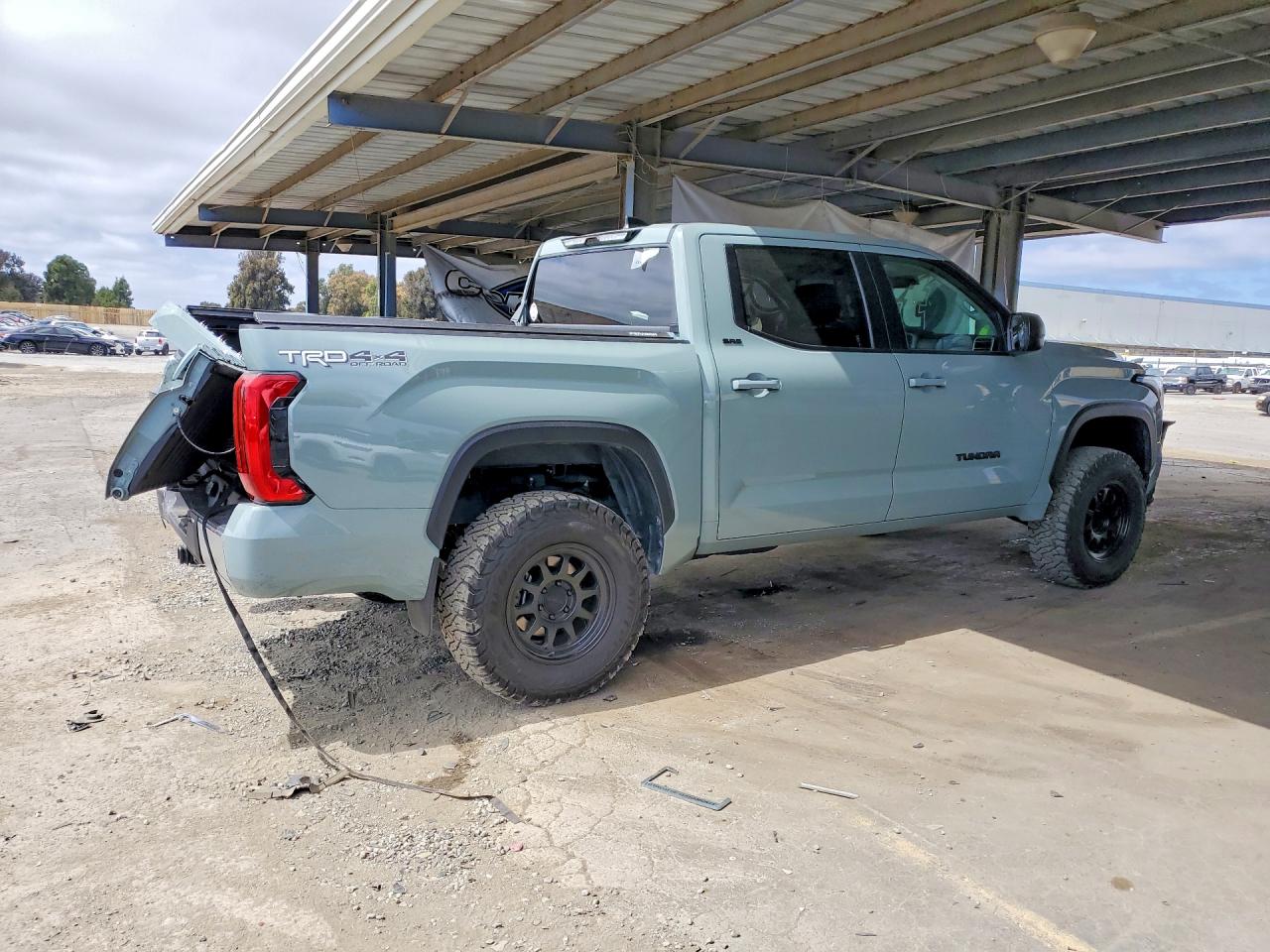 2024 TOYOTA TUNDRA