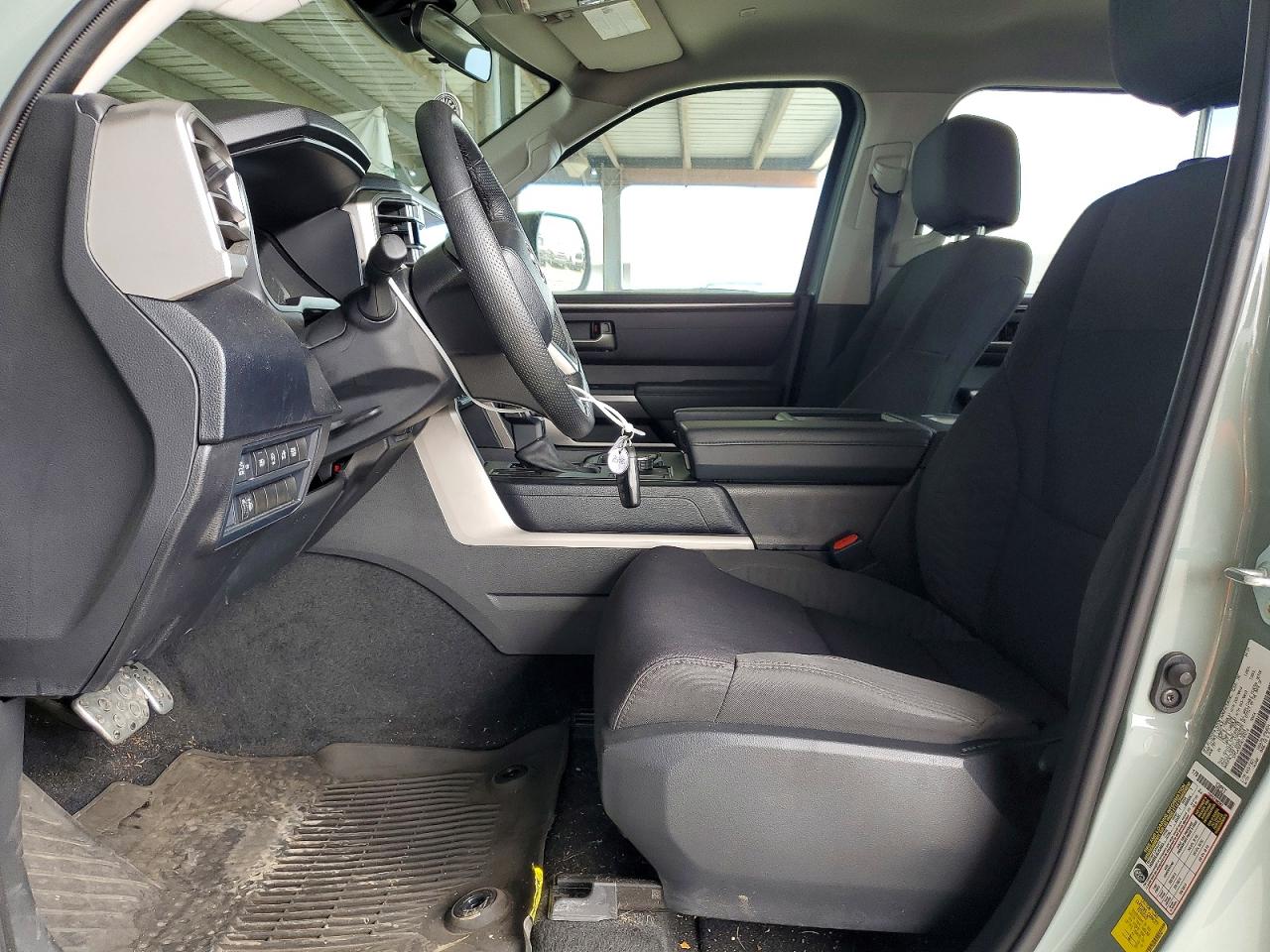 2024 TOYOTA TUNDRA