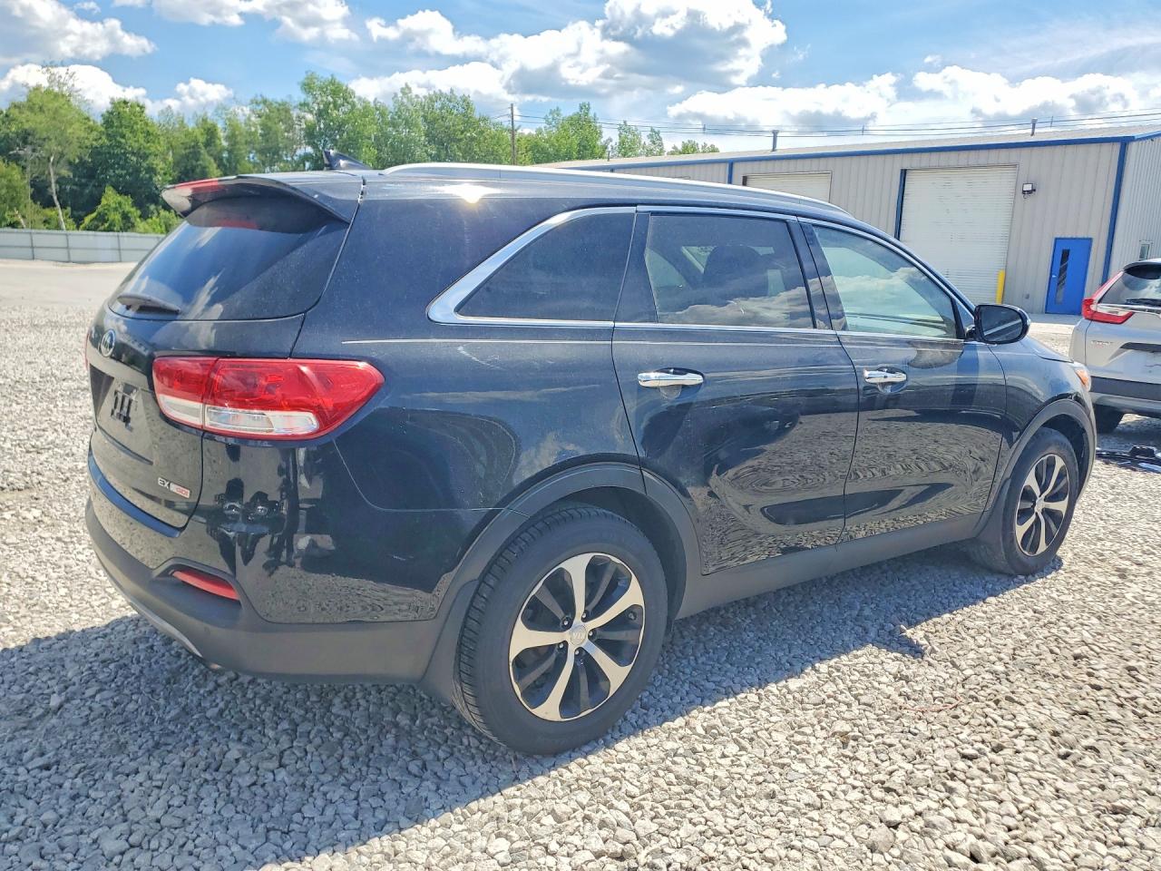 2017 KIA SORENTO