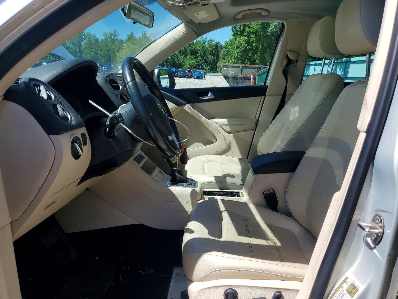 2014 VOLKSWAGEN TIGUAN