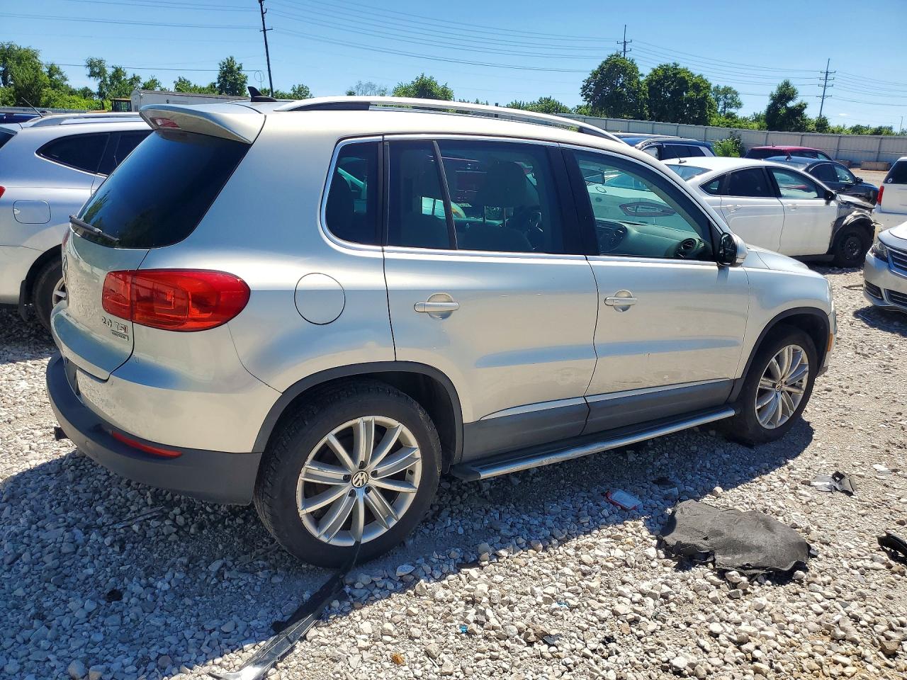 2014 VOLKSWAGEN TIGUAN