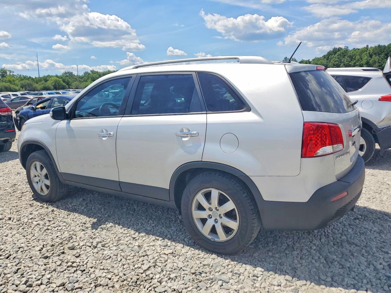 2013 KIA SORENTO