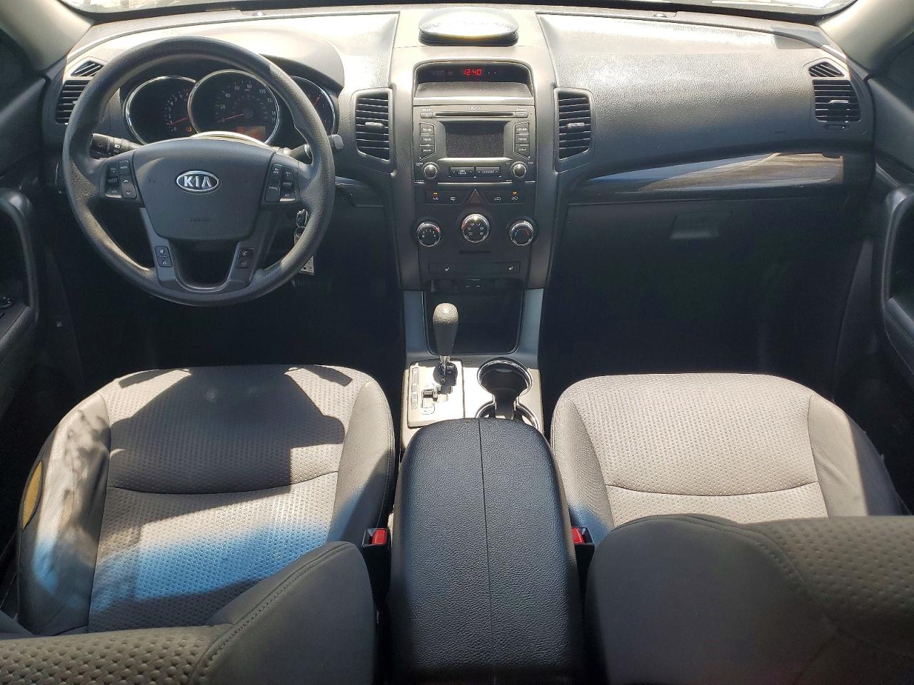 2013 KIA SORENTO