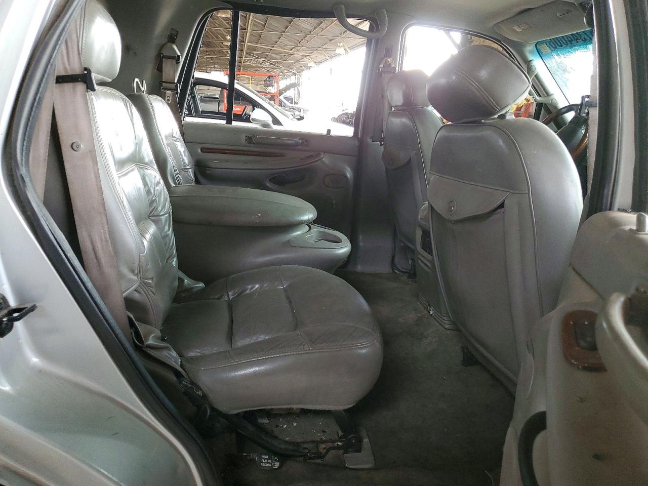 2000 LINCOLN NAVIGATOR