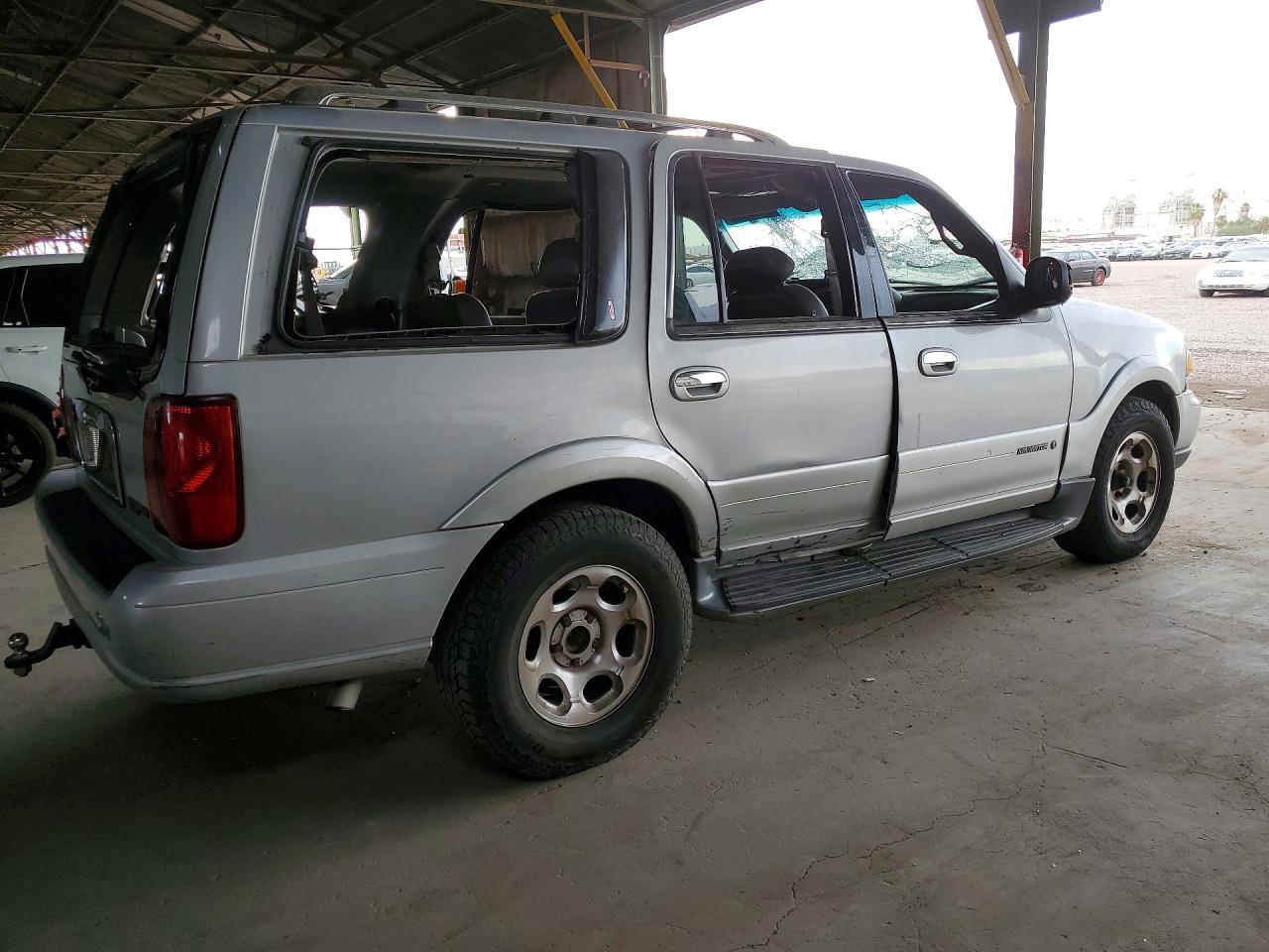 2000 LINCOLN NAVIGATOR