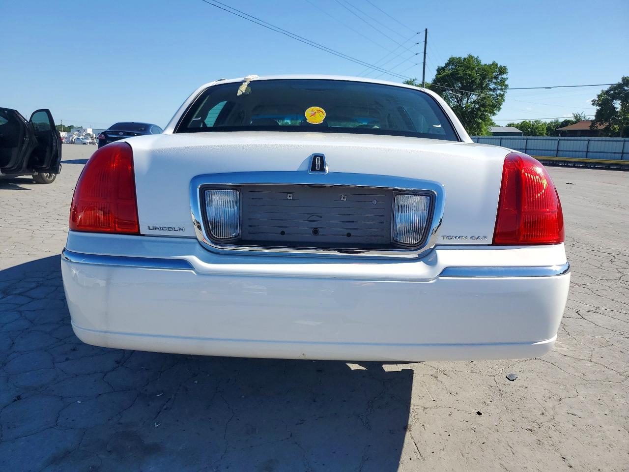 2009 LINCOLN TOWNCAR