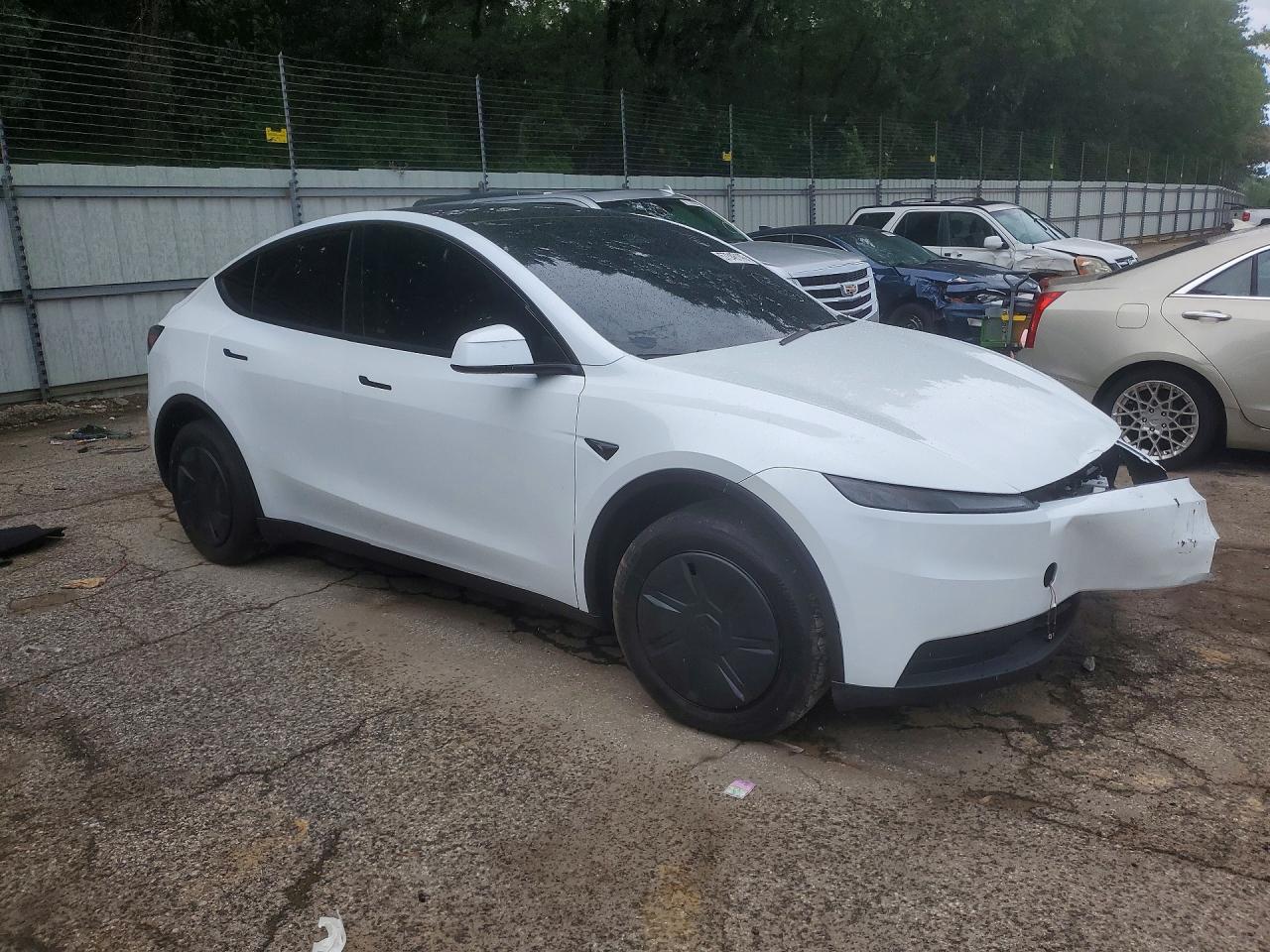 2026 TESLA MODEL Y