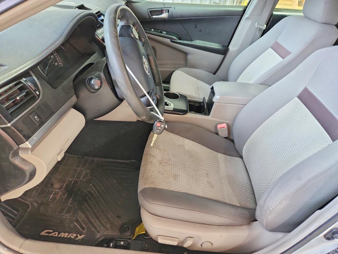 2012 TOYOTA CAMRY