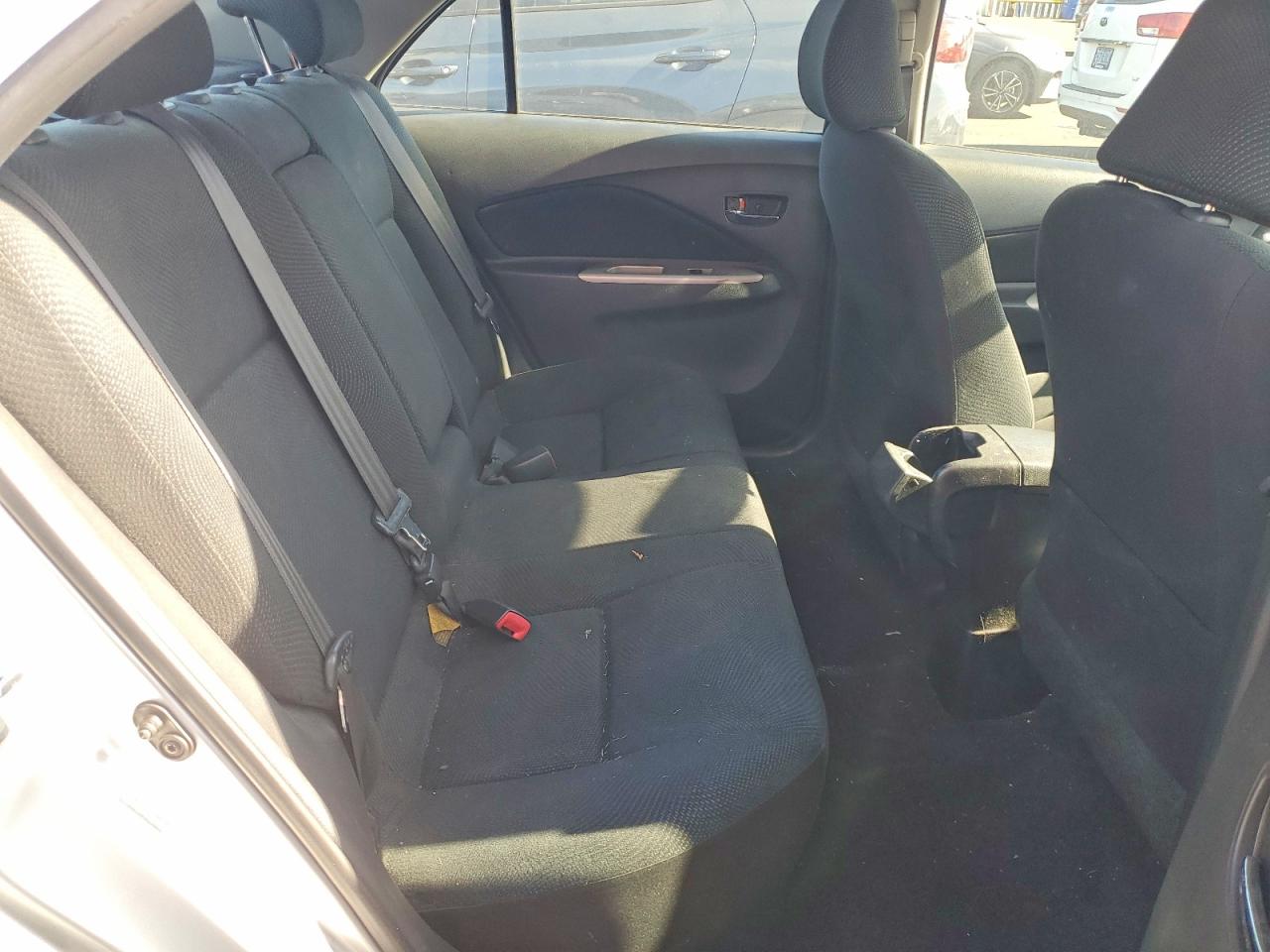 2010 TOYOTA YARIS