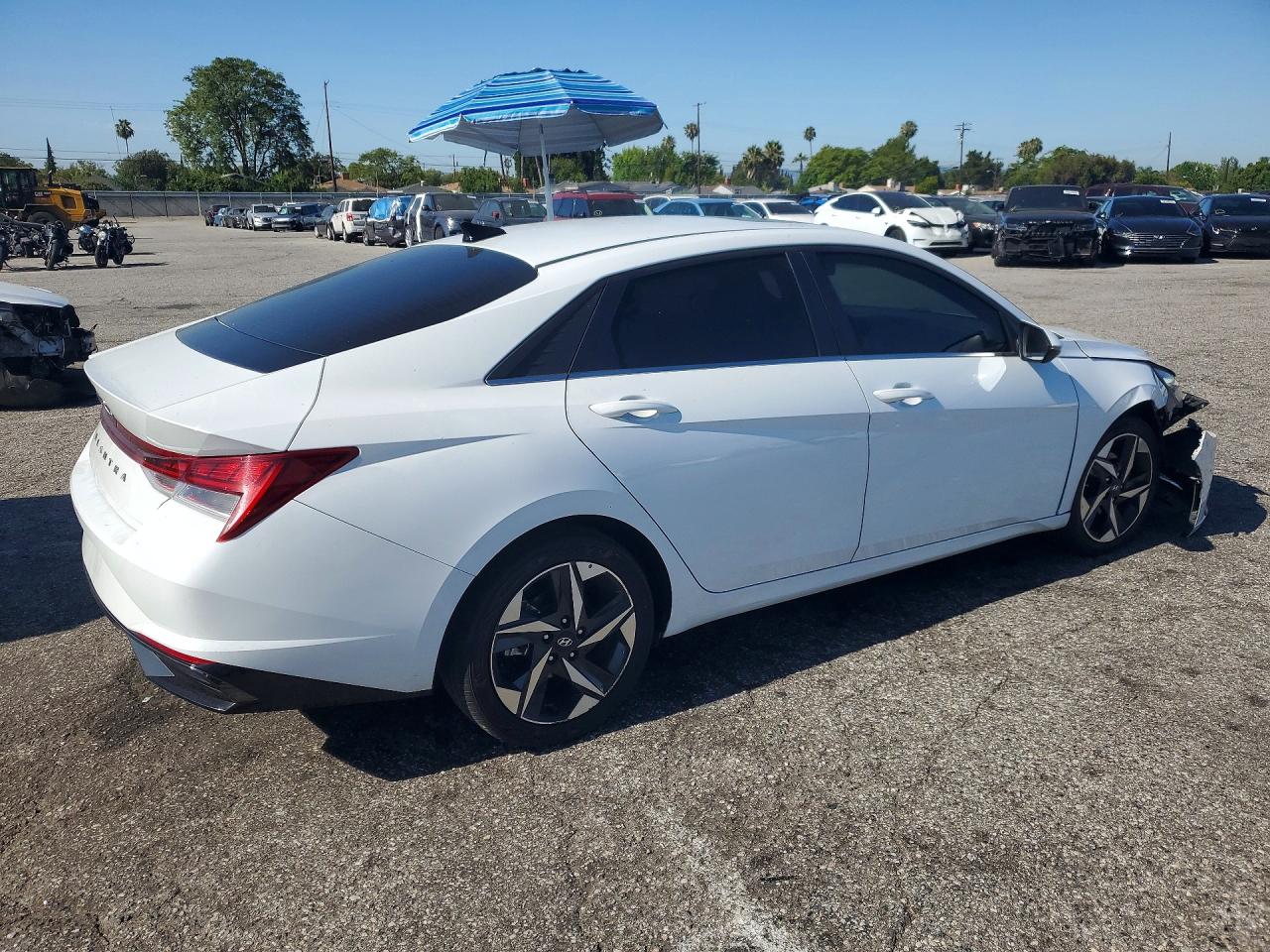 2021 HYUNDAI ELANTRA