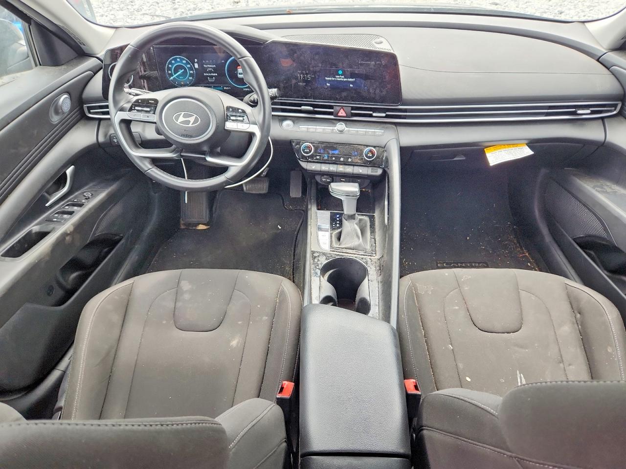 2025 HYUNDAI ELANTRA