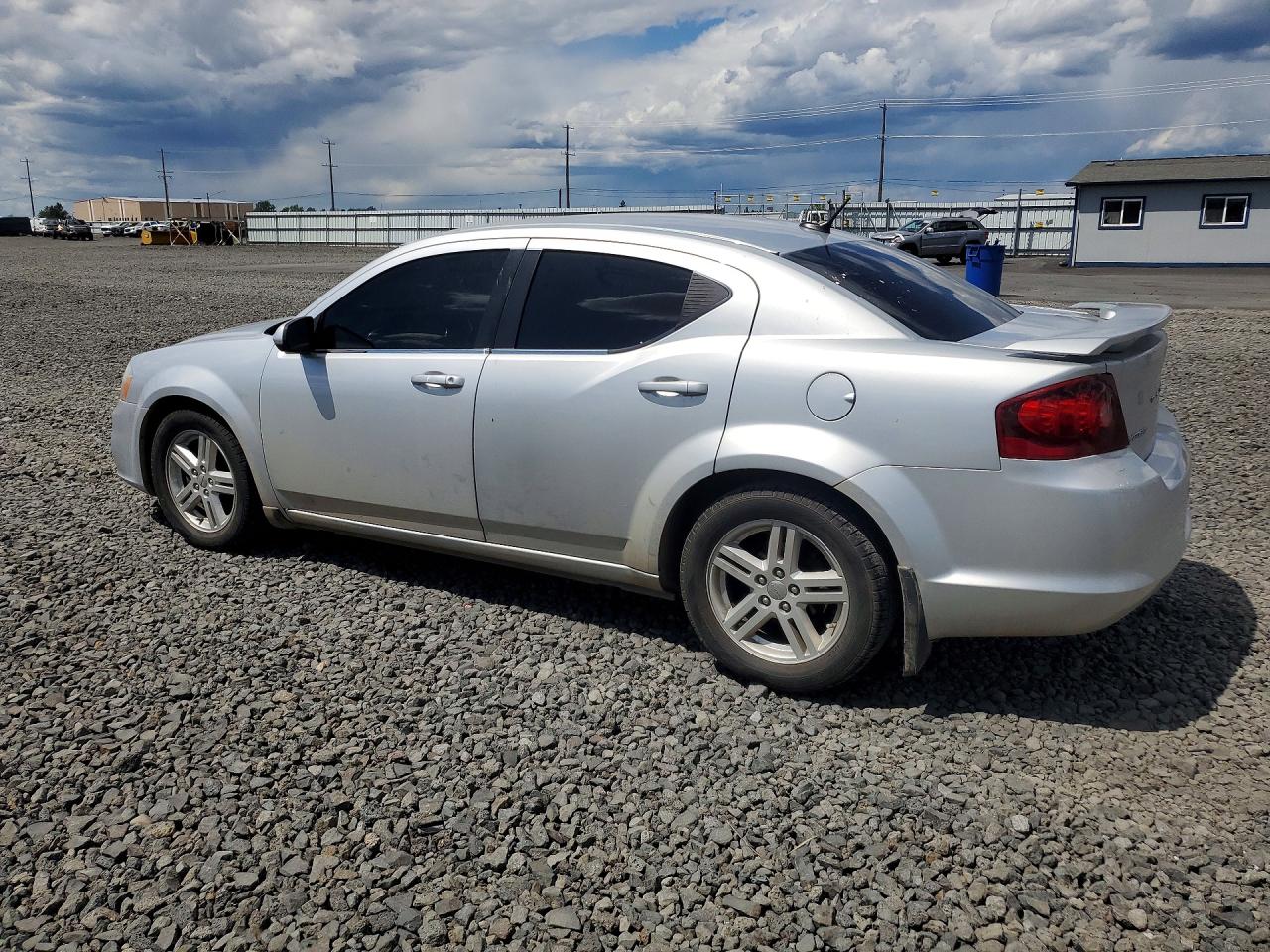 2012 DODGE AVENGER