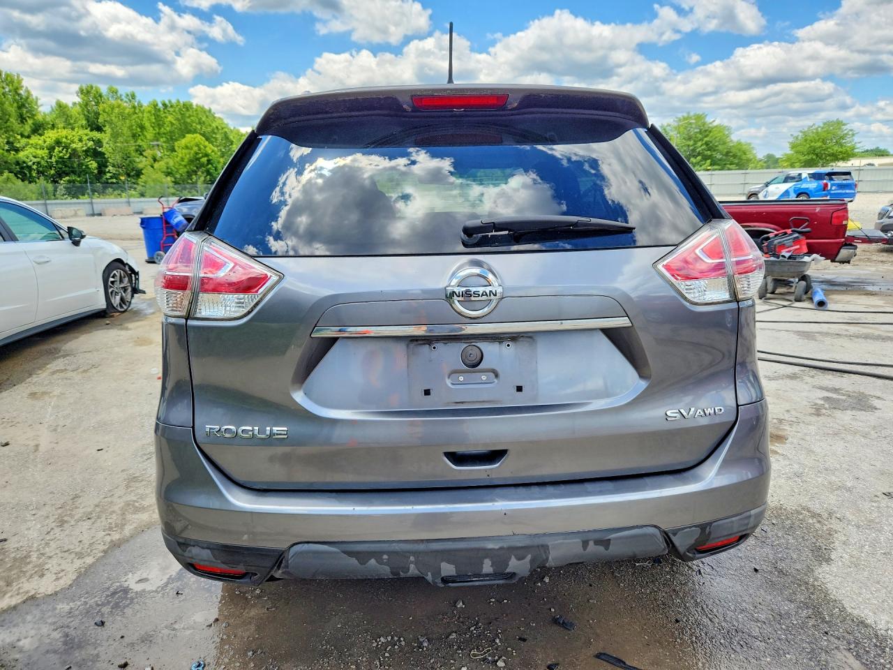 2016 NISSAN ROGUE