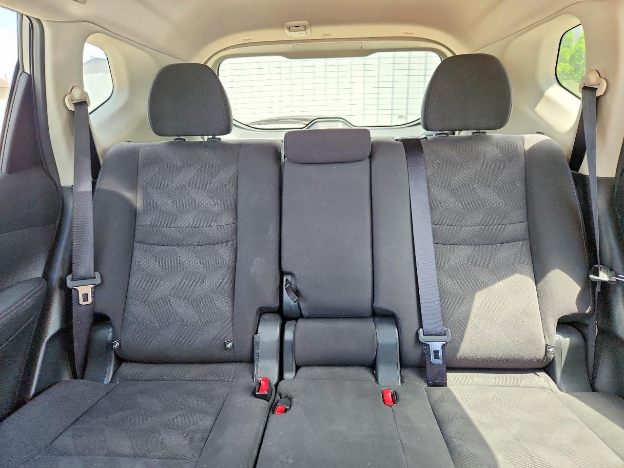 2016 NISSAN ROGUE