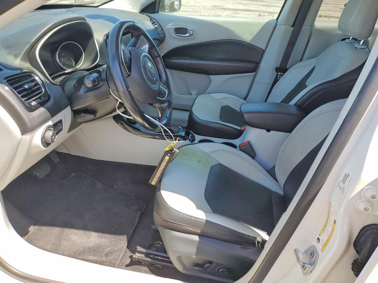 2020 JEEP COMPASS
