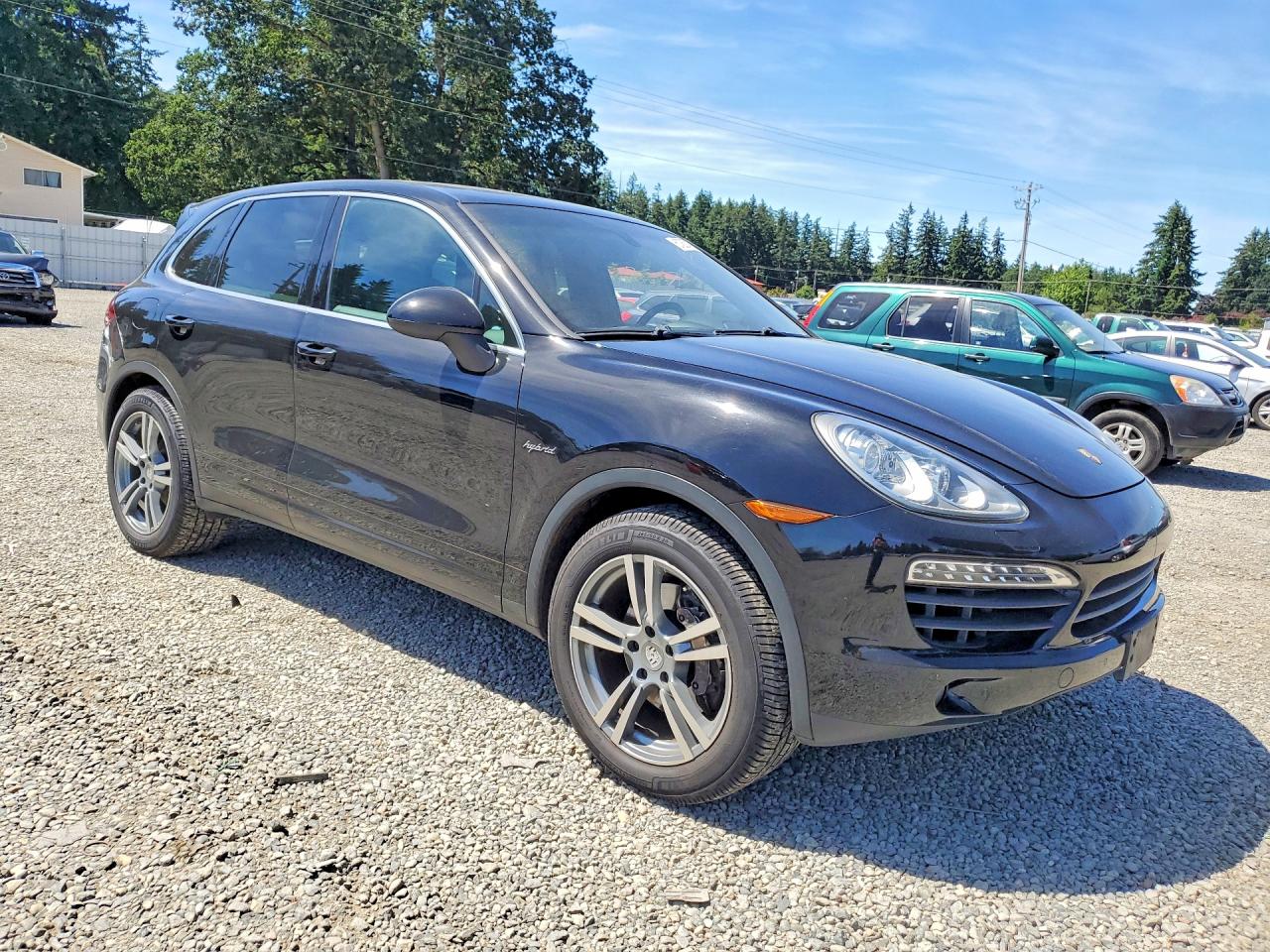 2014 PORSCHE CAYENNE