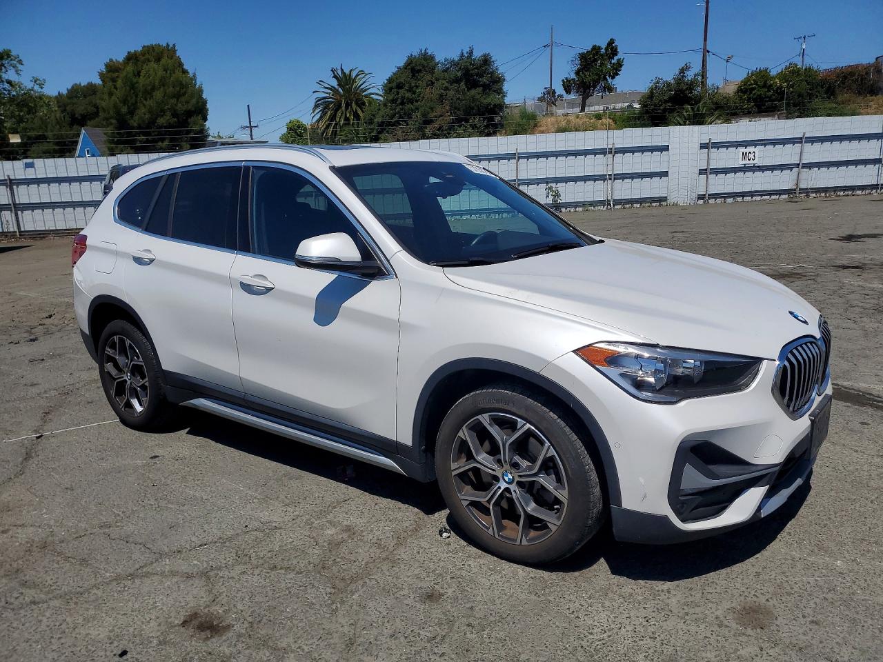 2020 BMW X1