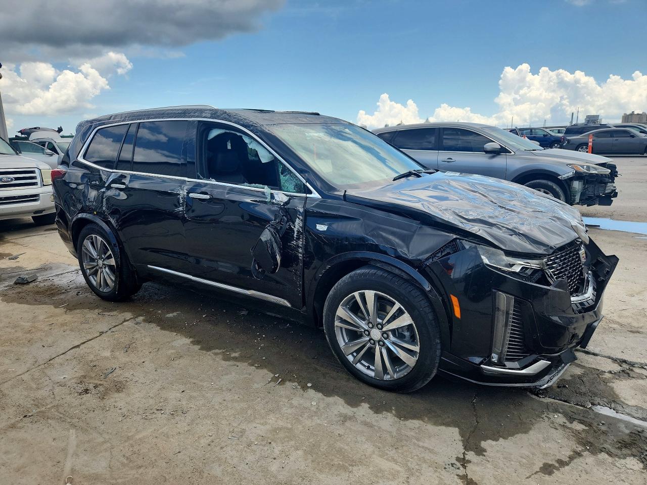 2022 CADILLAC XT6
