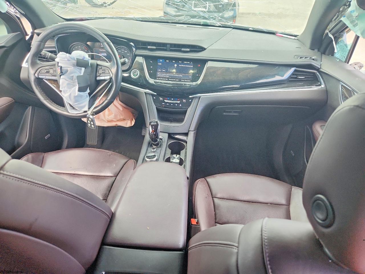 2022 CADILLAC XT6