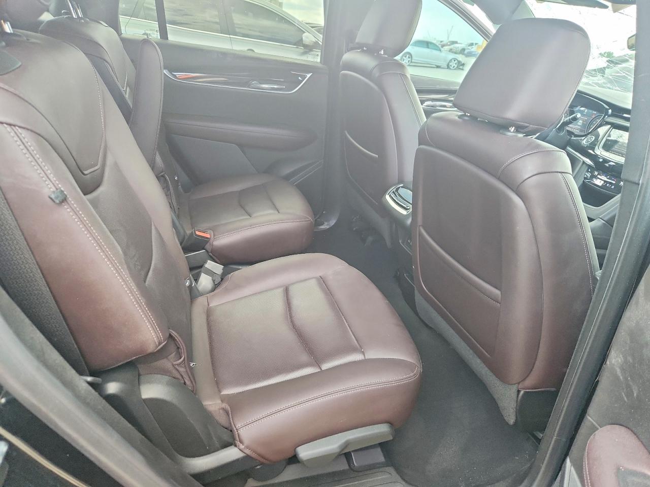 2022 CADILLAC XT6