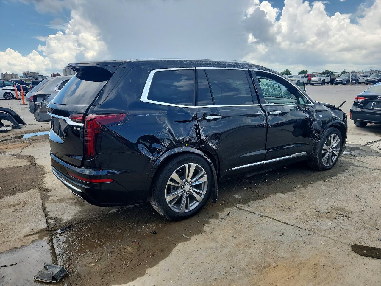 2022 CADILLAC XT6