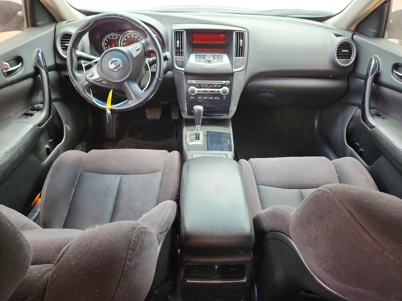 2011 NISSAN MAXIMA