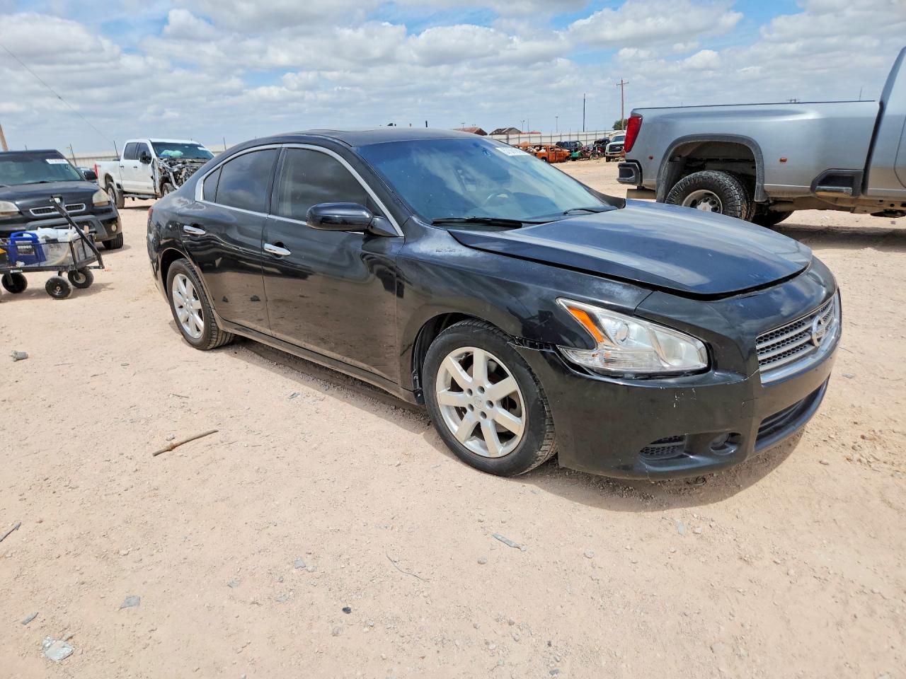 2011 NISSAN MAXIMA