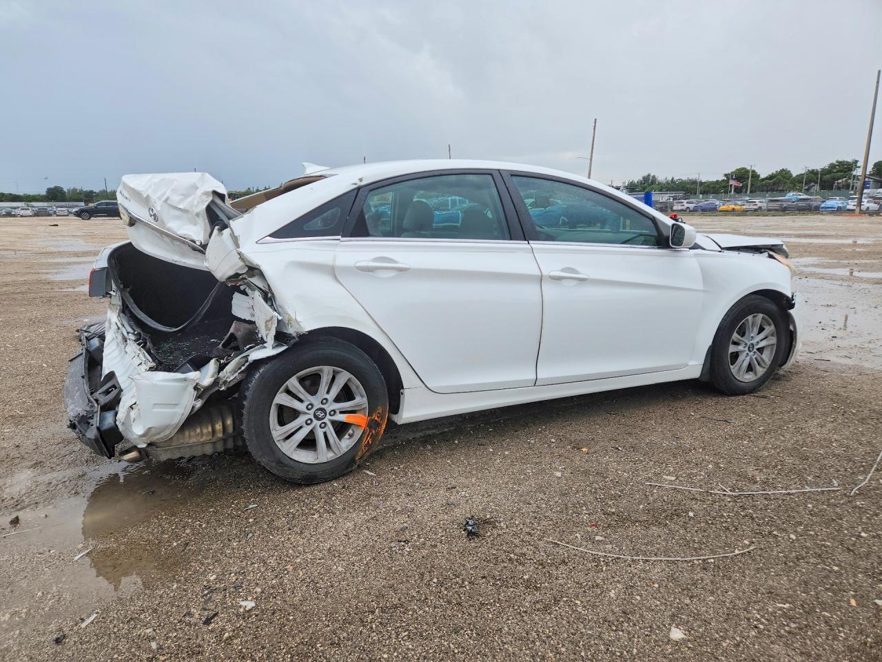 2013 HYUNDAI SONATA