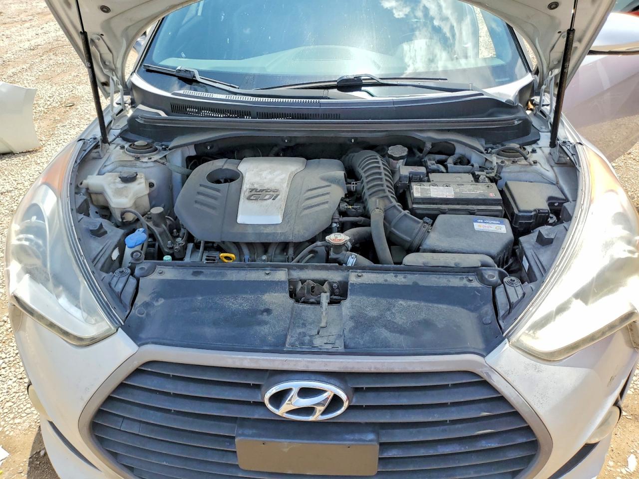 2016 HYUNDAI VELOSTER
