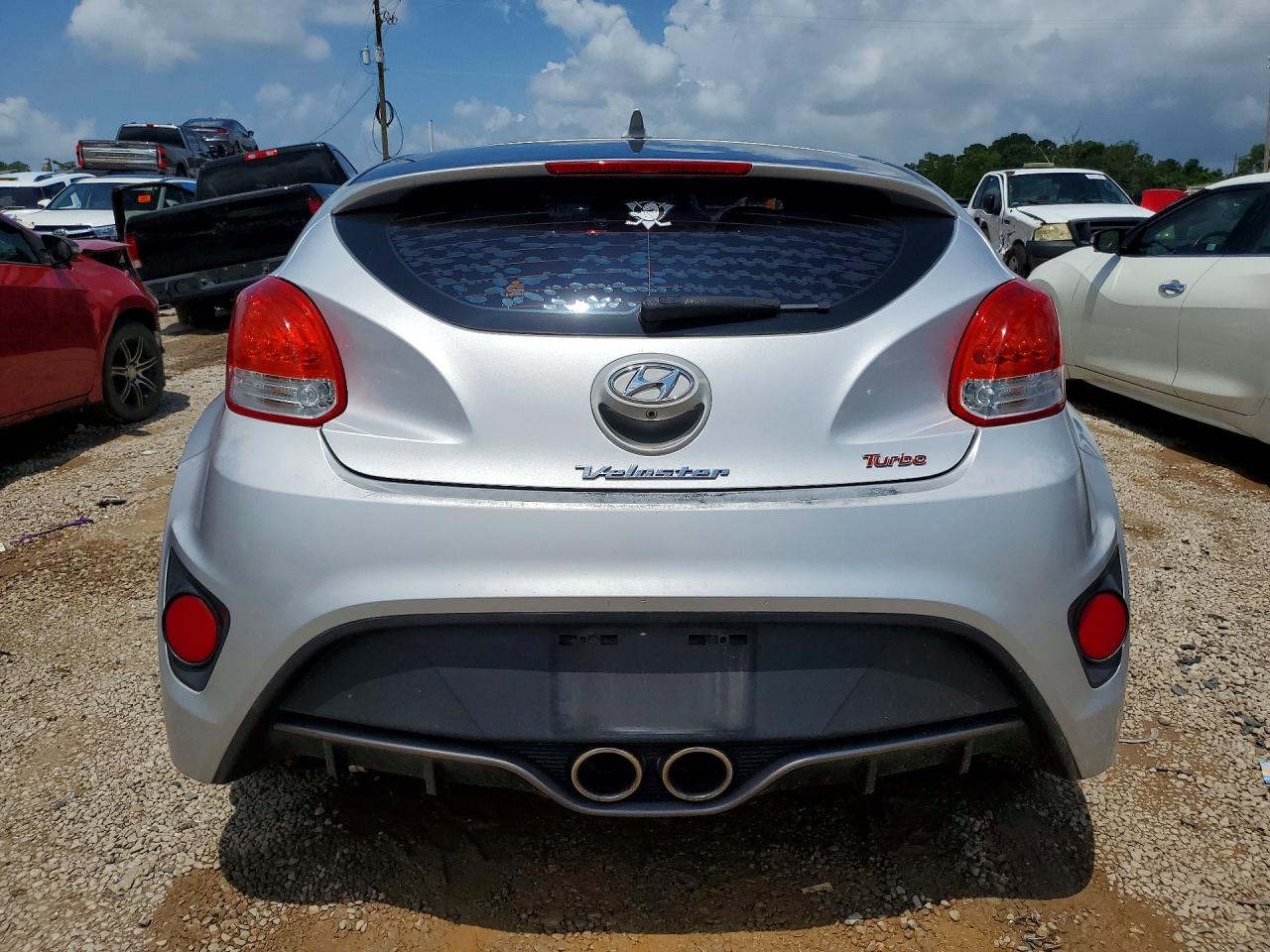 2016 HYUNDAI VELOSTER