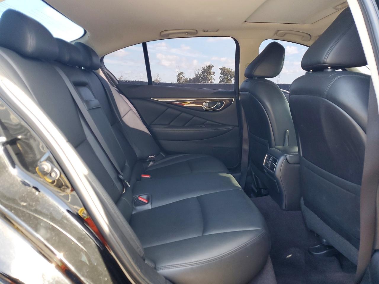 2018 INFINITI Q50