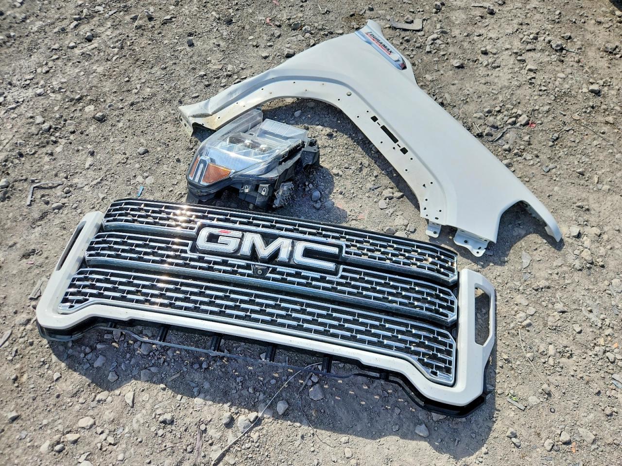 2020 GMC SIERRA