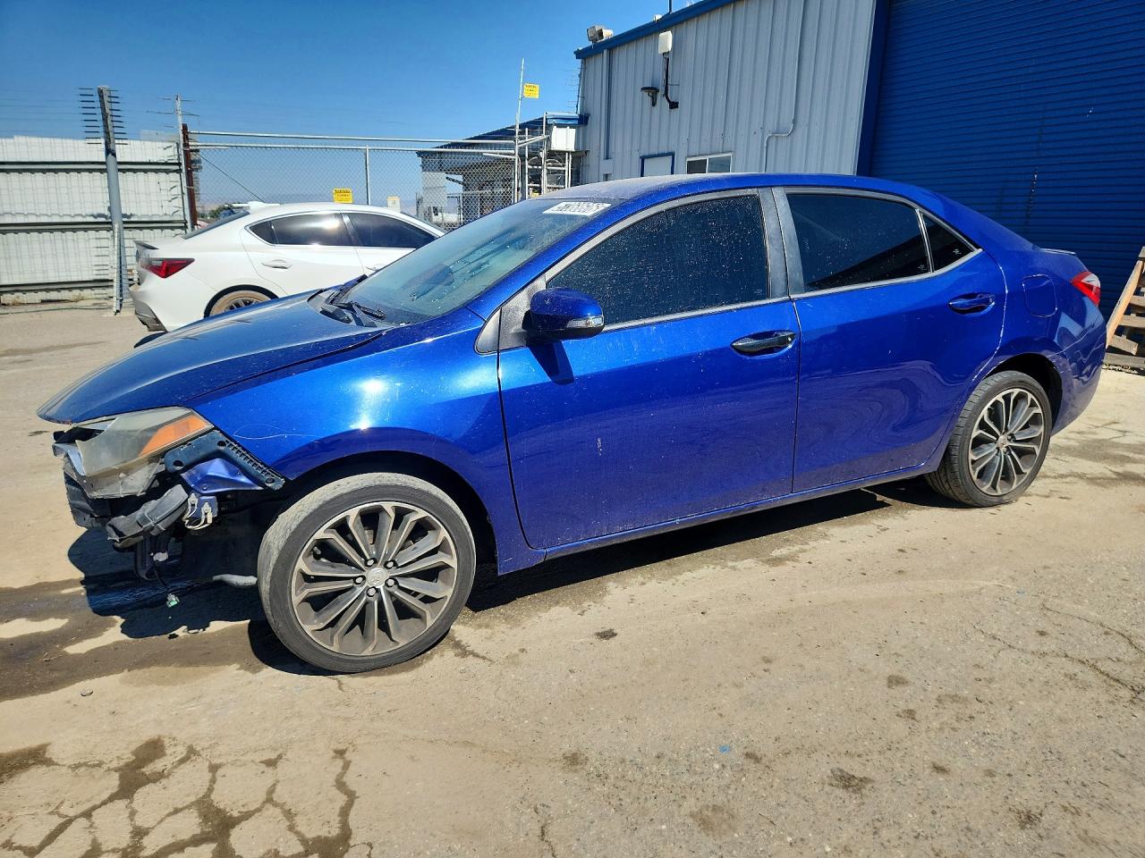 2015 TOYOTA COROLLA
