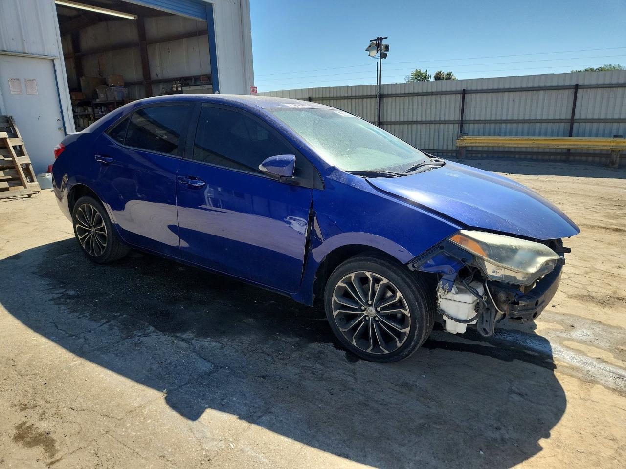 2015 TOYOTA COROLLA