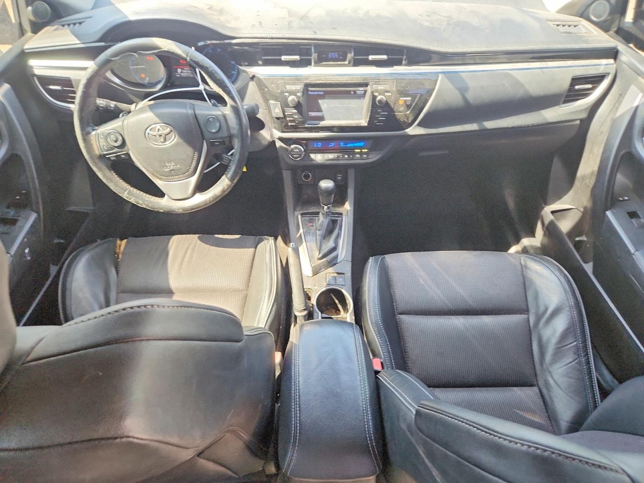 2015 TOYOTA COROLLA