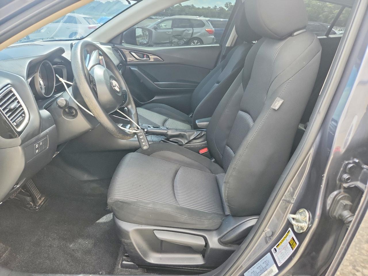 2016 MAZDA 3
