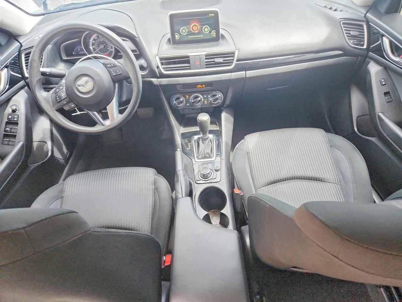2016 MAZDA 3