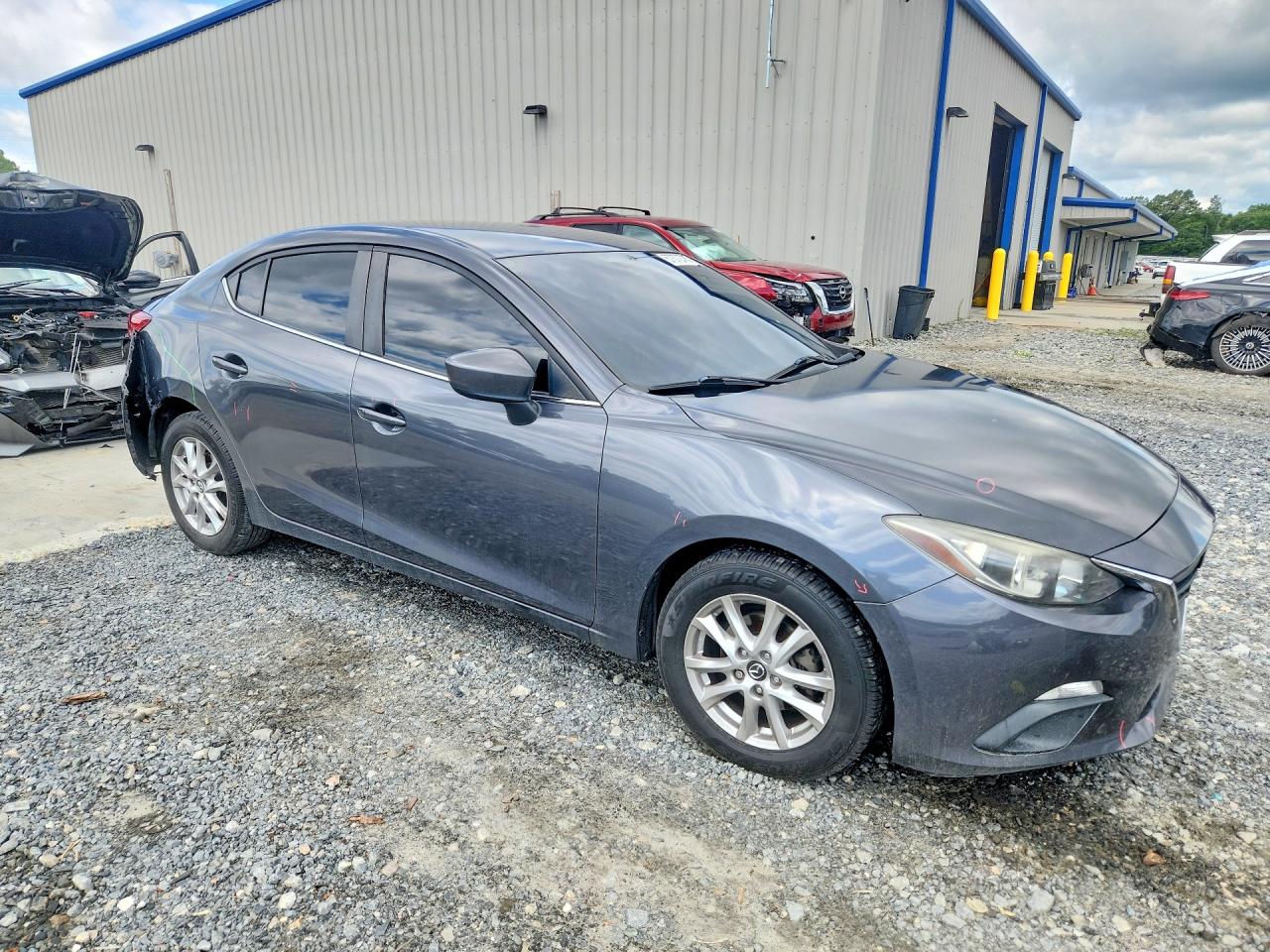 2016 MAZDA 3
