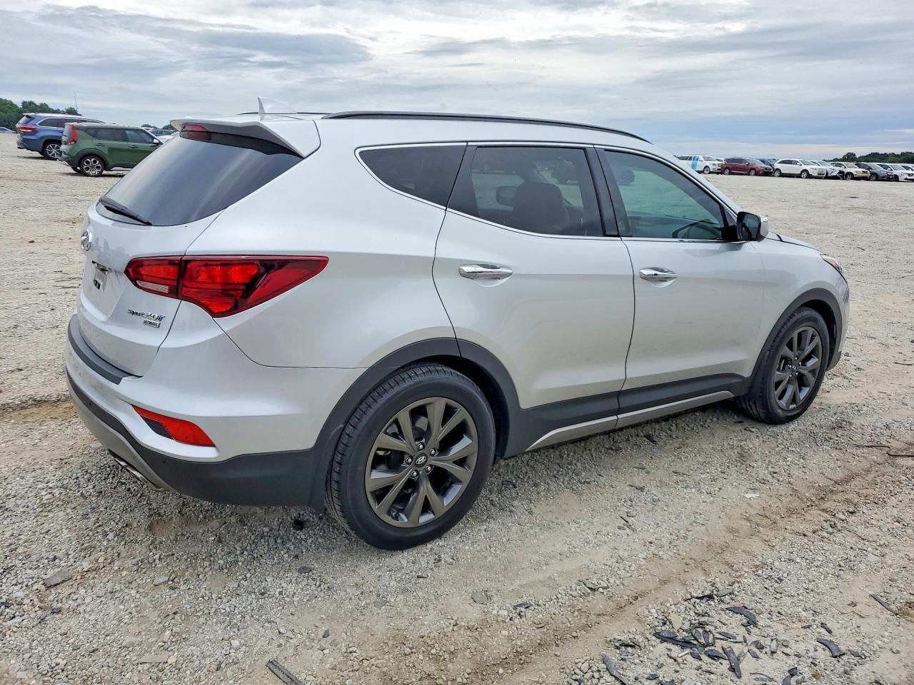 2017 HYUNDAI SANTA FE