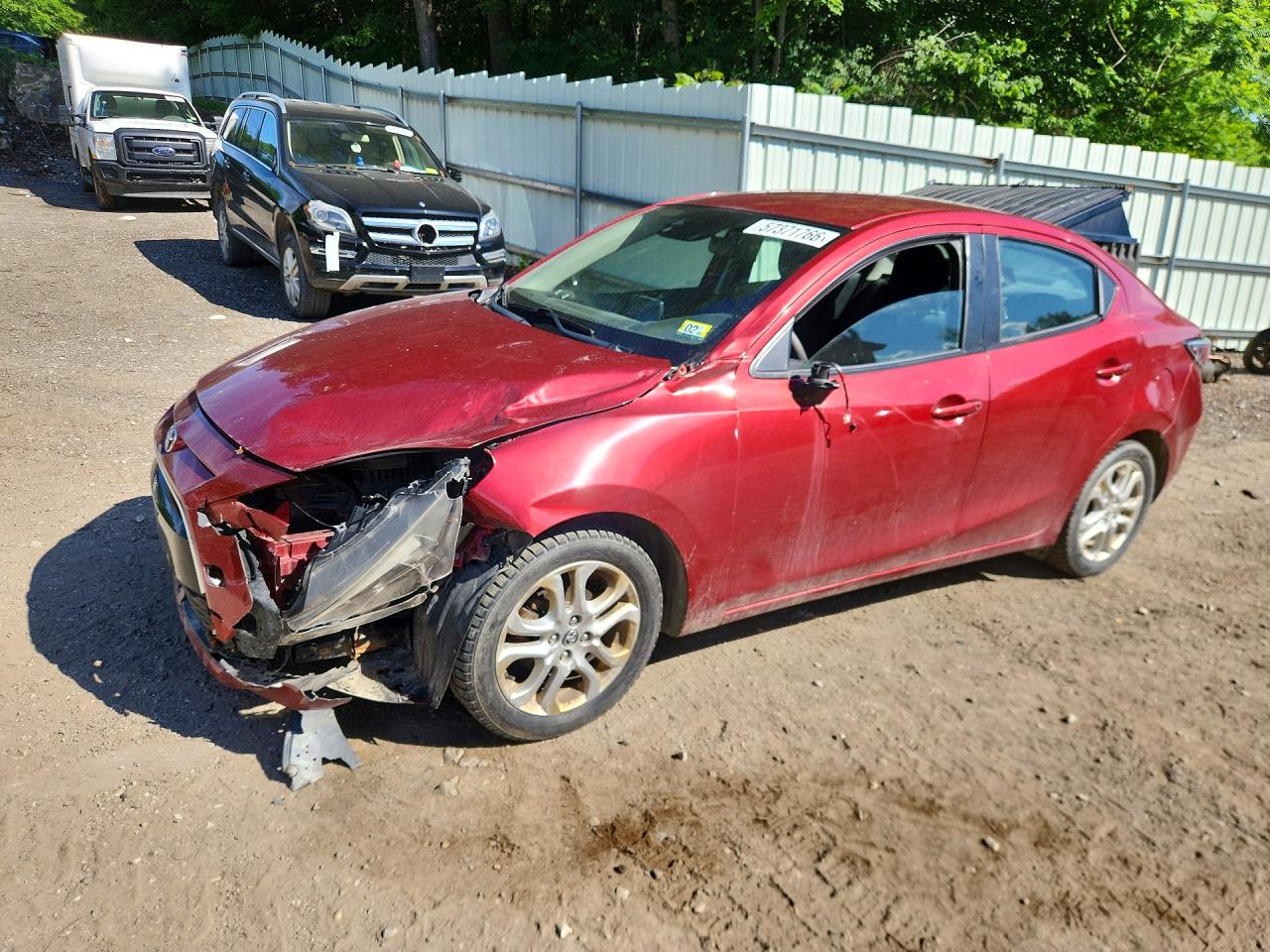 2018 TOYOTA YARIS