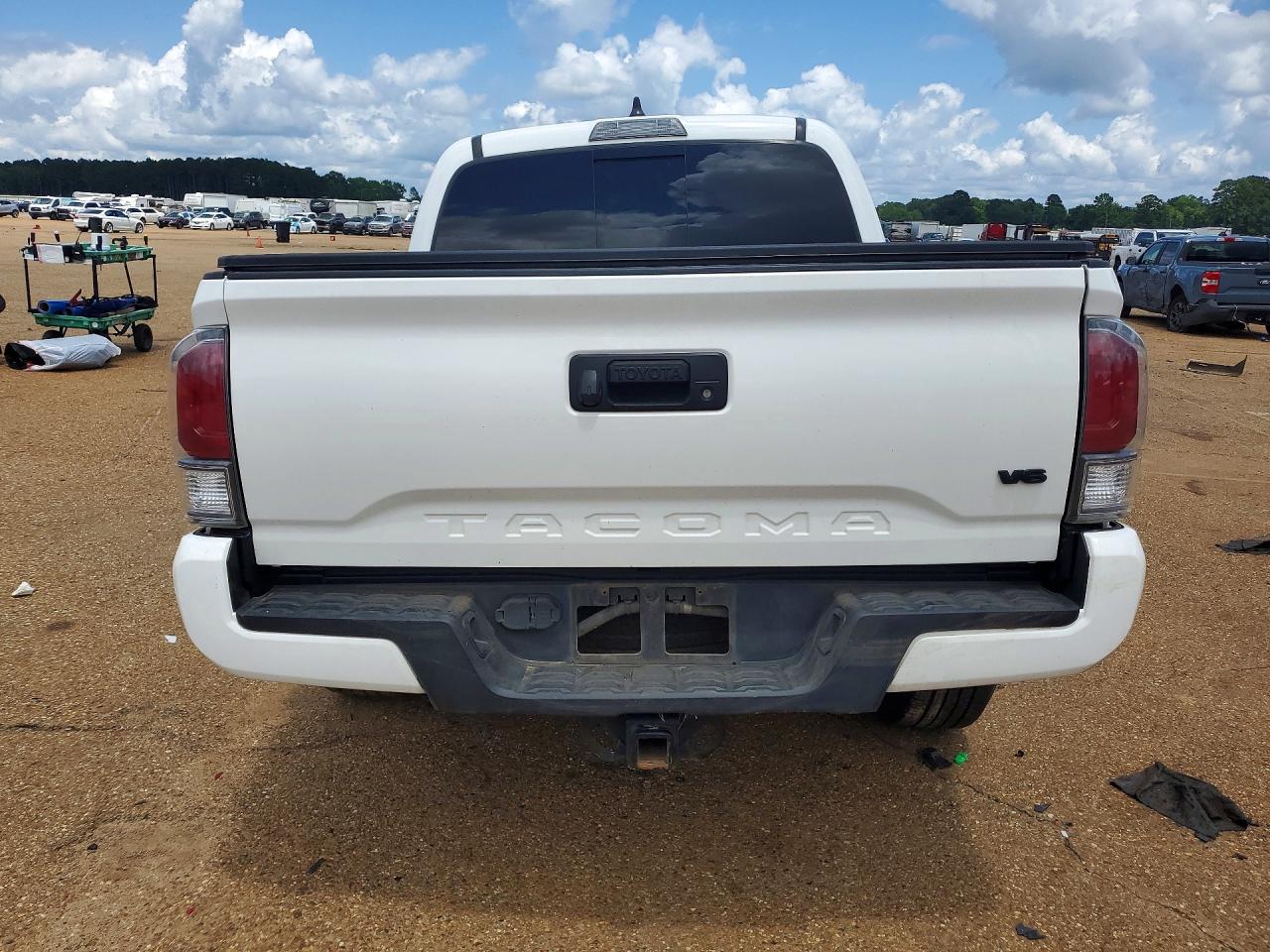 2022 TOYOTA TACOMA
