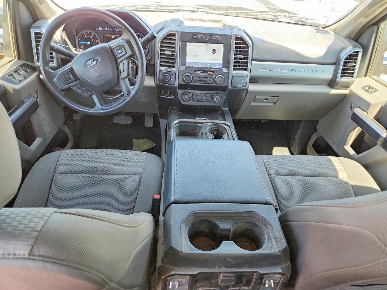 2022 FORD F550