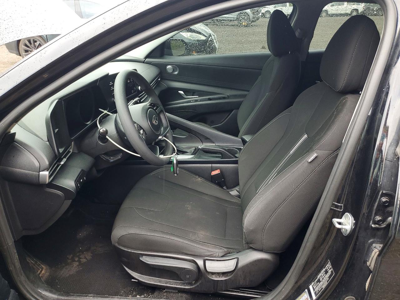 2022 HYUNDAI ELANTRA