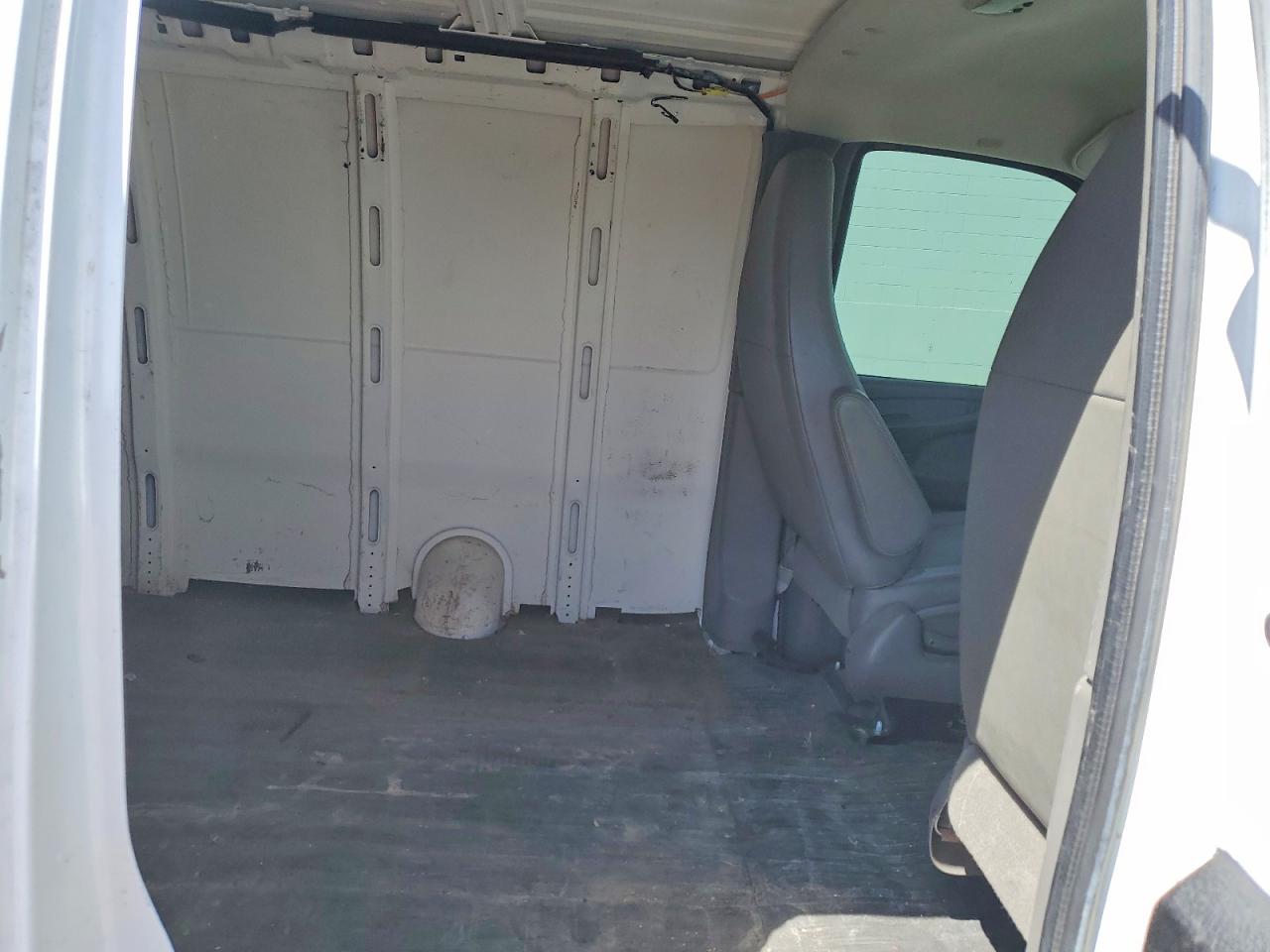 2014 CHEVROLET EXPRESS