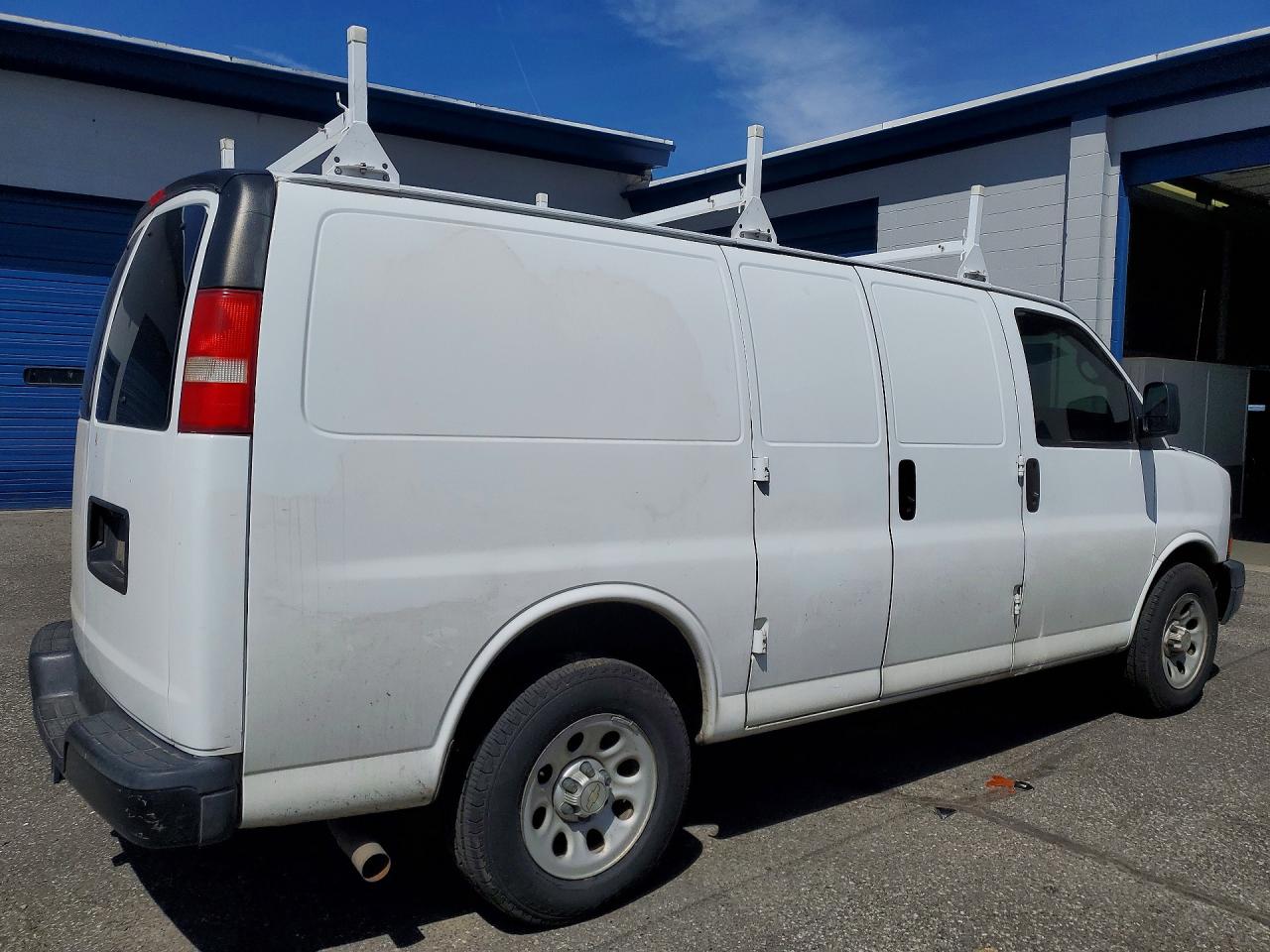 2014 CHEVROLET EXPRESS