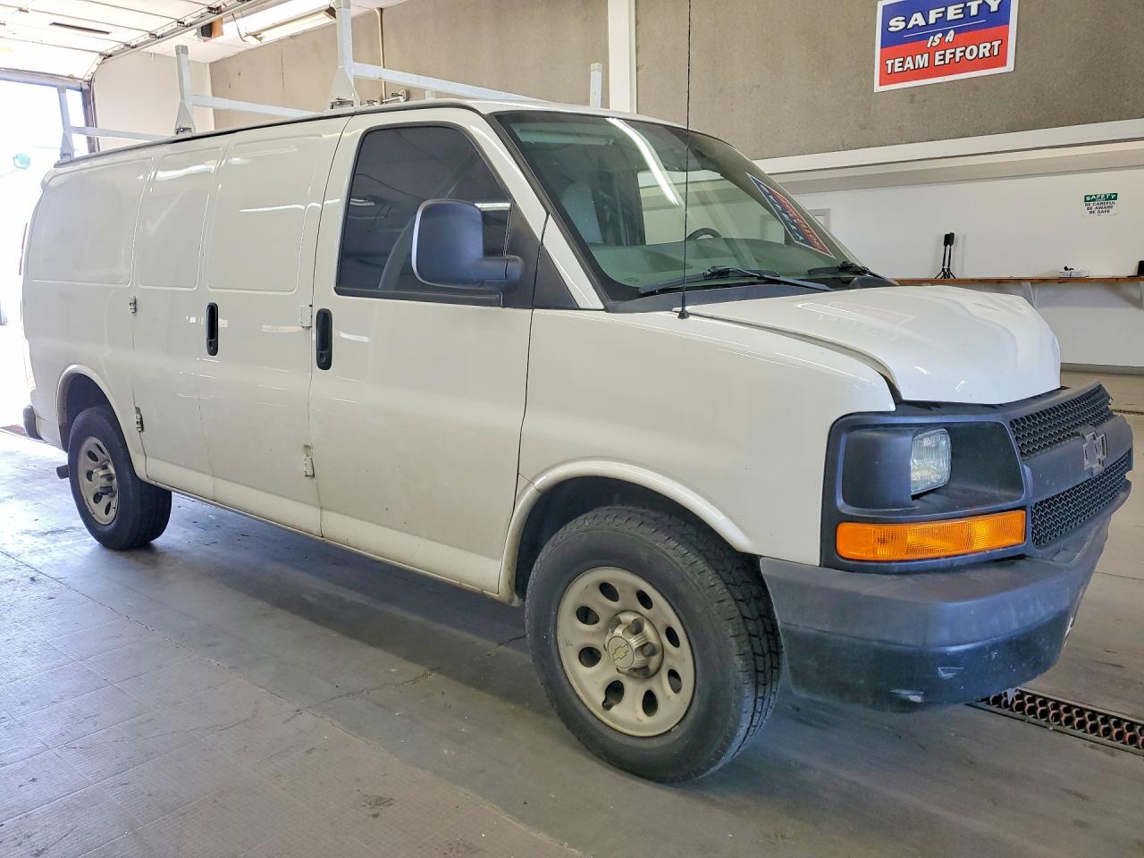 2014 CHEVROLET EXPRESS
